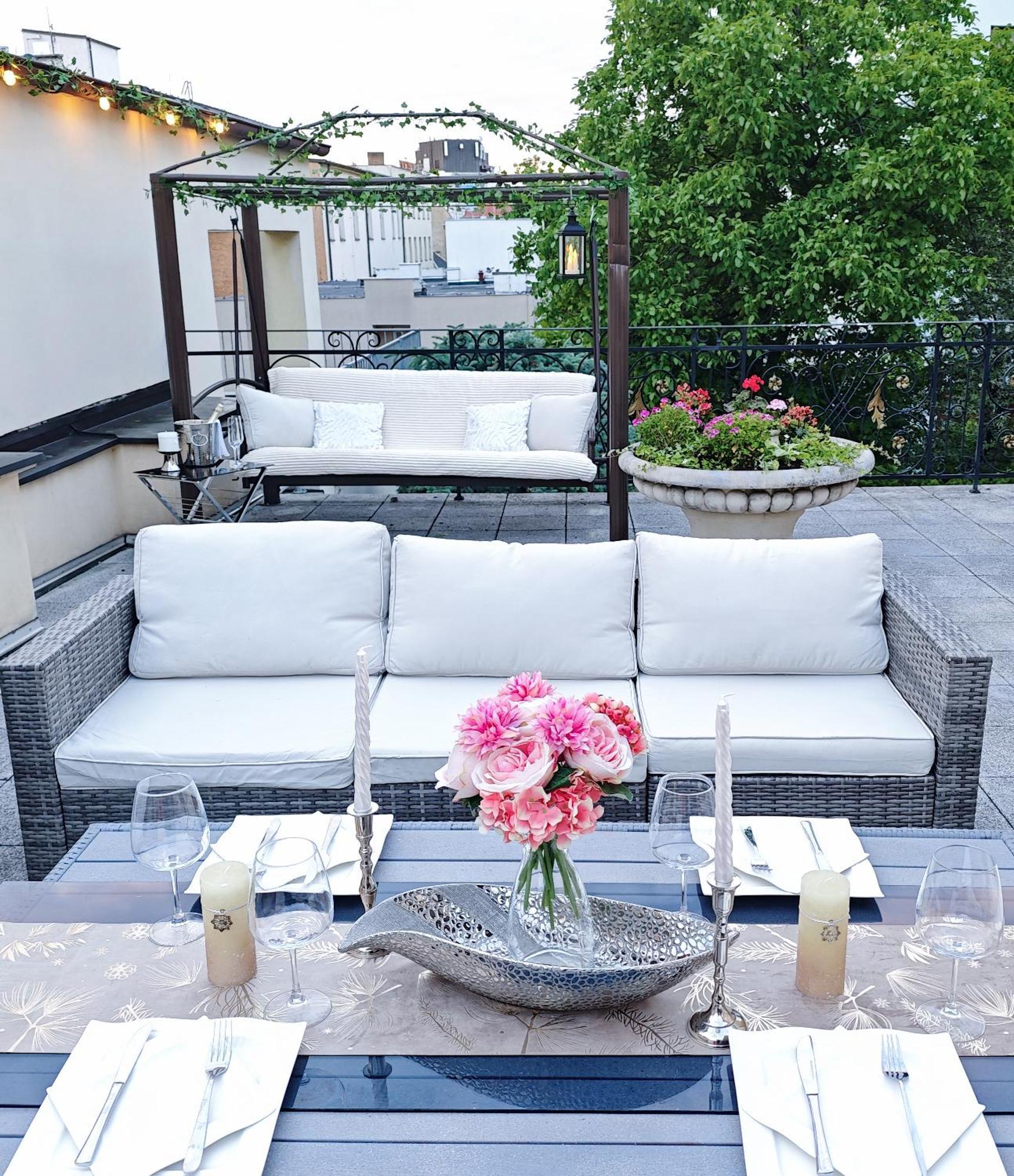 Villa With Hot-Tub, Terrace And Garden, Wenceslass Square Prague Exterior photo